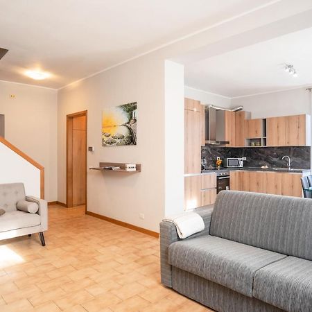 Ferienwohnung Le Tre Ninfee Di Pusiano! Free Parking Exterior foto