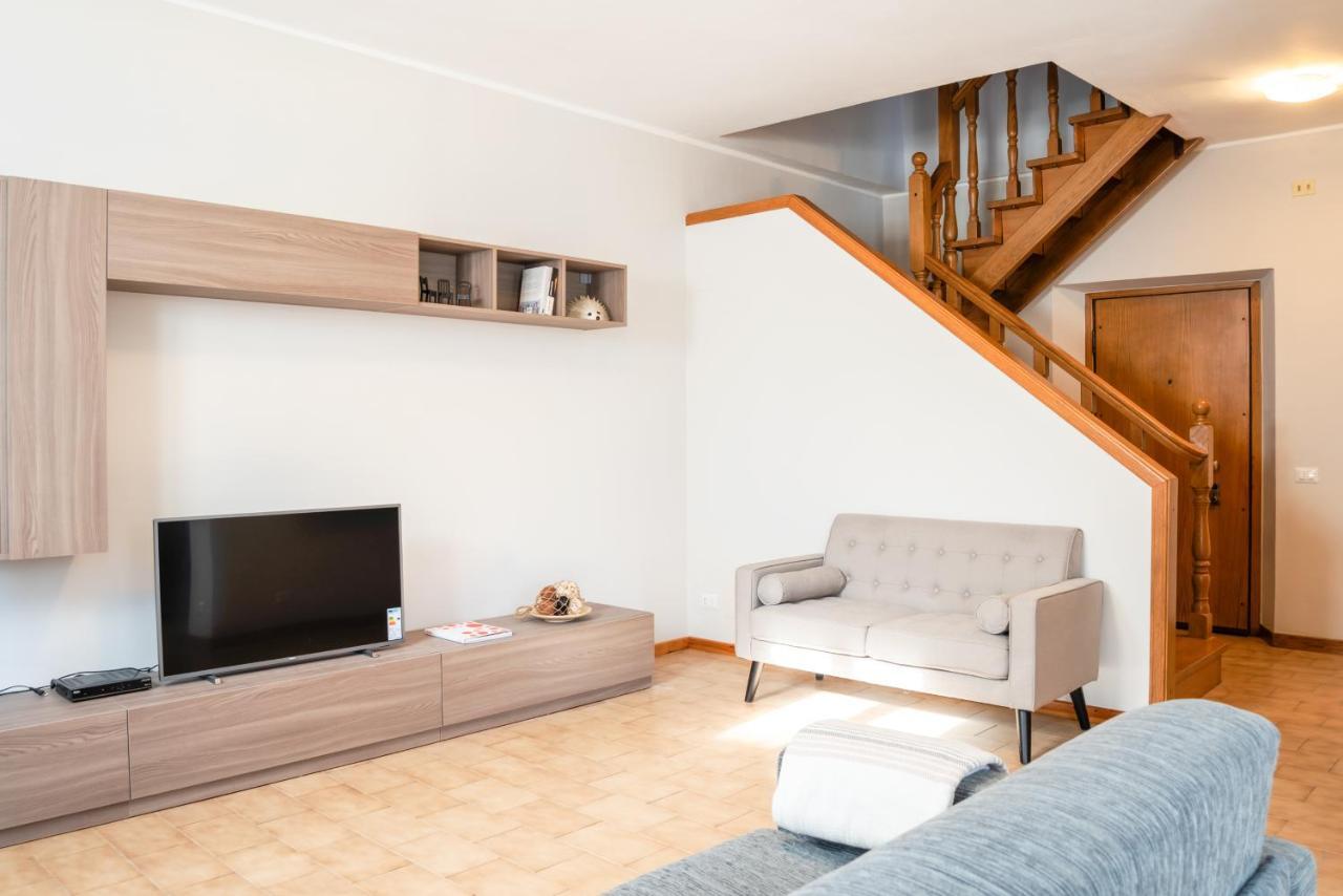 Ferienwohnung Le Tre Ninfee Di Pusiano! Free Parking Exterior foto