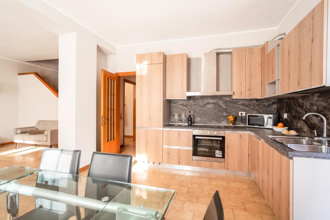 Ferienwohnung Le Tre Ninfee Di Pusiano! Free Parking Exterior foto